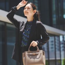 インディヴィ(INDIVI)の【軽く羽織れる！】ダブルジャケット