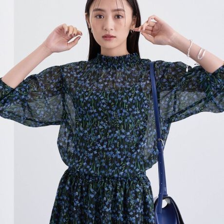 [^ԁF12784800] TBSwvog!!xO񒅗pACeyyfUC|CgzcɃV{̂VtHfނɁA؂₩ȃt[vgIWifނłBÂȂ肷ȂŌy₩ɁAłVbNl̕ACeƂȂ܂BV[OlbNH̓fUCłBVA[ՂƂVGbgŁA炵VbNȈۂɎdグĂ܂ByX^CO|CgzfރXJ[gi127|74800jƂ̃ZbgAbvpŁAs[XX^CɂȂ܂B{[{g킹̍ۂ́AIN̂߂łBe[p[h₷߂̃pcƂǂ킹Ă܂Byfރ|Cgz\̂郈[[fނINDIVIIWỉԕ{vgfނɂȂ܂B\tgŌyʁAKxȗ_炩VGbg\łfނłBƖ̊֌WɂAۂFČꍇ܂B܂Ap\REX}[gtHȂǂ̊ɂA኱iƉ摜̃J[قȂꍇ܂B