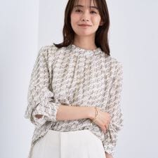 インディヴィ(INDIVI)の【きれいめ／オフィス／イベント】フェザージャカードブラウス