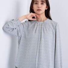 インディヴィ(INDIVI)の【通勤／オフィス】タックジョーゼットブラウス