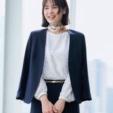 【通勤スーツ／洗える】ストレッチカラーレスジャケット