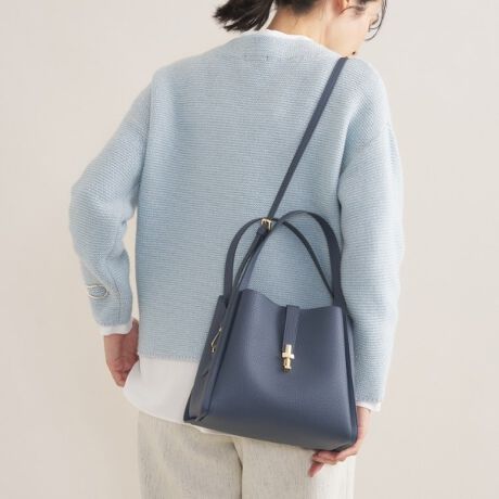 [^ԁF12705103]yfUC|CgzƂtH̏t炵J[obOłB炵\tgȃVGbgƁAANZg̃^肪iȈۂo܂B~hTCYłeʂՂdlŁAd؂^CvȂ̂|CgłByX^CO|CgzifUCƃLCȃJ[OŃZj[X^CɂރACełBfC[gɂt炵J[vXł܂BydlzE|PbgF~2Ɩ̊֌WɂAۂFČꍇ܂B܂Ap\REX}[gtHȂǂ̊ɂA኱iƉ摜̃J[قȂꍇ܂Bd:445g(TvTCY)