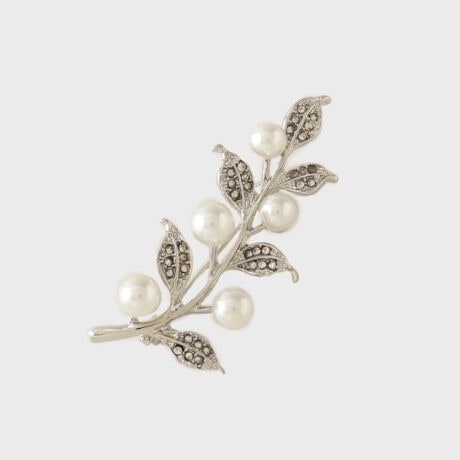 [^ԁF12701548]yfUC|CgzEB^[zf[C[W`[toG[VœWJu[`łB̌⃊[t`[tɂ́ALbƋPCXg[炢ʊo܂BtFCNp[ō\ꂽC^̃`[tɂXg[炢AiAbv܂ByX^CO|Cgzgh̖ё̂jbgJ[jbgɍ킹āA̃gbvX؂₩ȈۂɂĂ܂B傫ȂTCWOŏd˕t߂łBZj[V[ɂ߂łBƖ̊֌WɂAۂFČꍇ܂B܂Ap\REX}[gtHȂǂ̊ɂA኱iƉ摜̃J[قȂꍇ܂B