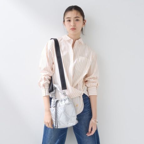 [^ԁF12705152]yfUC|Cgzӂӂ̖Ȃ킢ВobOłByʑfނgpA莝ƂĂŷ|CgBc̃tHƏX|[eBȃfBeB[gŁAl₷JWAANZgobOɎdグ܂ByX^CO|Cgz[hLC߃JWAX^Cɉ邾ŃghoĂACełBăR[gȂǂ̃AE^[V[YɎ̂JWA_EX^CƂĂȂꊴƏoĂ߂łBydlzE|PbgFO~1 ~2Ɩ̊֌WɂAۂFČꍇ܂B܂Ap\REX}[gtHȂǂ̊ɂA኱iƉ摜̃J[قȂꍇ܂Bd:210g(TvTCY)