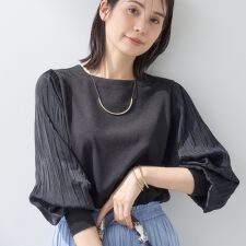 【洗える／華やか】袖プリーツニット