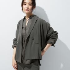 【さらに軽く軽快！／着る日傘】ドルマンダブルジャケット