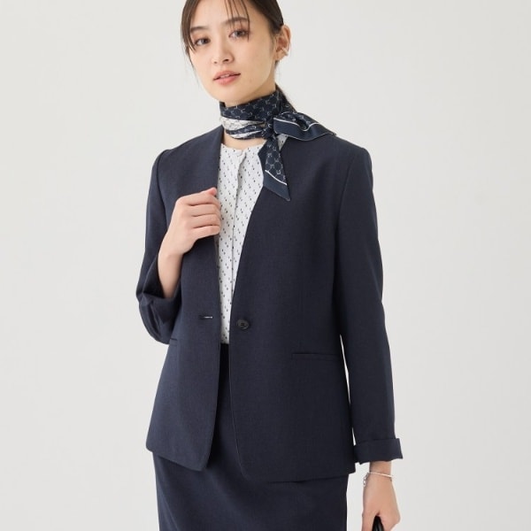 インディヴィ(INDIVI) レディース ノーカラージャケット の一覧