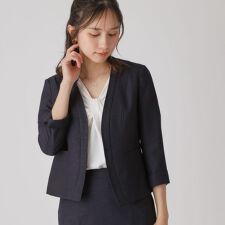 【手洗い可／日本製／スーツ可】麻調合繊ノーカラージャケット