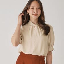 クード シャンス(COUP DE CHANCE)の【手洗い可／日本製】パフスリーブブラウス