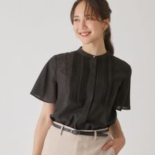 【手洗い可】タックデザインブラウス