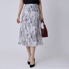 【手洗い可／日本製／セットアップ可】水彩風プリントスカート