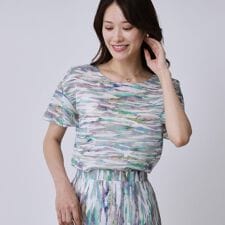 【手洗い可／日本製】プリント柄ブラウス