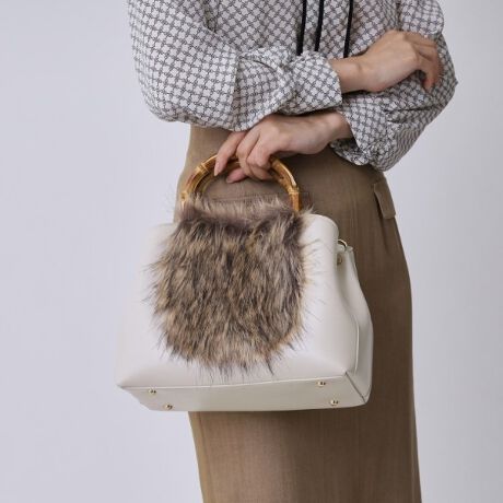 [^ԁF18704005]yfUCzӂƂtFCNt@[ƓVR̃ou[nhDȂi`ȃg[gobŃAtFCNt@[O\ŁAH~͂ʂAtĂɂ͂Ƃ\Ƀ`FWBG߂̕ςڂɂYANgp\2WAYgpBE O\ȃtFCNt@[ŃV[Y킸y߂2WAYdlEy₩ł般ou[nhR[f̃ANZgɁEg₷TCYƎpIȒt@Xi[|PbgtER[fɍ킹đIׂ3FWJiAC{[^JuE^ubNjE g𐮗₷d؂tŎ[͂ydlzE|PbgF~3CɂȂACéwCɓo^x߁IyCɓo^Ƃ́HzICTCg̊eACeɂun[g}[NvNbNĊȒPɒǉł܂IyPOINTzȏGETł܂IIPOINTD1ēגʒmAlE݌ɏ󋵂}KɂĂm点POINTD2}Cy[WłCɓꗗ`FbNłÂXgꂿႤ􁦏Ɩ̊֌WɂAۂFČꍇ܂B܂Ap\REX}[gtHȂǂ̊ɂA኱iƉ摜̃J[قȂꍇ܂Bd:550g