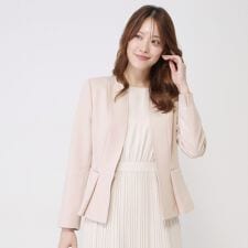 【手洗い可／日本製／スーツ可】ペプラムデザイン　カラーレスジャケット