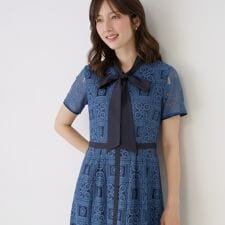 【リボン取り外し可】ボウタイ付レースワンピース