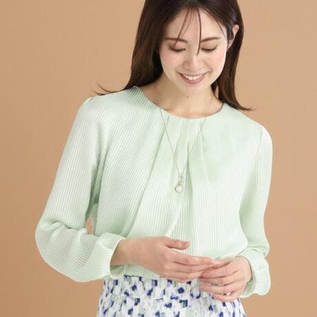 [^ԁF10112210]yfUCz悢򊴂̃Vh[XgCvuEXBVA[ȕƌ̂XgCvŁAy₩ƍۂ̂ꖇłBg̓W[WƂ2dāA̓VtHƂ2dĂȂ̂œCɂAꖇŊꂽfUCɂȂĂ܂BOɎ{^bN̓XgCvɉ悤ɓAn̓ɍ킹ĖDHvĂ肵Ă܂Byfށz_[ɂVN̂悤Ȍ򊴂ƃ|GXeɂ钅Sn̗ǂW[WfނłBHŖщH}NAȑfނɂȂĂ܂Bv[eBOƌĂ΂d\̕Ғn̗p邱ƂŁA}ȂKxȓĂ܂BƖ̊֌WɂAۂFČꍇ܂B܂Ap\REX}[gtHȂǂ̊ɂA኱iƉ摜̃J[قȂꍇ܂B