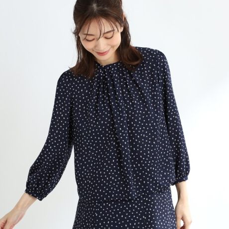 [^ԁF10182365]yfUCzlC̊􉽃RcLnɍN炵𐷂荞ݐVNȈۂł肵uEXBVA[`FbN̉n̏ɃvĝÂ􉽕vguEXɎdグ܂BItBXłƊfUCA^C̃lbNfUC͎RȏԂɌŒ肳Ă茋ԕKv͂܂B܂̓p₷A̐SzsvȎdlł肵Ă܂BӂƉ炵AJtX̌둤ɃSvbVAbv₷ȂĂ܂BfރXJ[gƂ̃ZbgAbvX^Cł܂Bfނ̃XJ[gi101|72365jƃZbgAbvƂĂĂ܂B̓t@Xi[dlɂȂĂ܂Byfށzy₩ȃ|GXeVtHx[XɃ~j`FbN\\ʕω̂锖nfނ̉nɁA{̃AgG}ĂvgfނłBƖ̊֌WɂAۂFČꍇ܂B܂Ap\REX}[gtHȂǂ̊ɂA኱iƉ摜̃J[قȂꍇ܂B