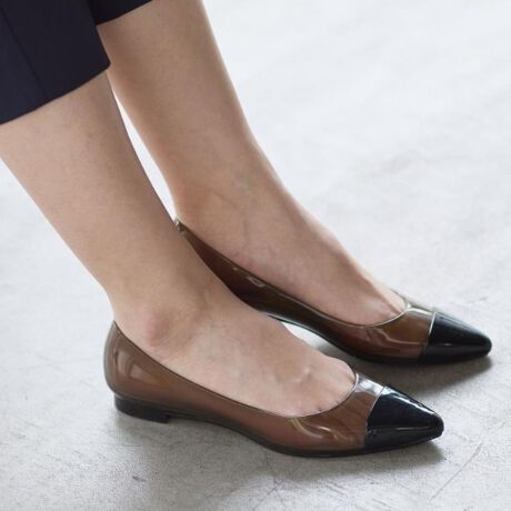 [^ԁF10102501]yfUCẑ{fBJ[ȃCpvXBPVCfޓL̃NAubNꂽ͋CvXĂ܂BLC߃fUCŃoX̎ꂽVGbĝ߁Aʋ΂ɂ҂̃CV[YɂȂĂ܂BJ݂܂Ȃ̂|CgłByfށzLYɋPVCfނŁAC\|͊␅GɋhdlAւ̕SȂȃJbvC\|ɂȂĂ܂BƖ̊֌WɂAۂFČꍇ܂B܂Ap\REX}[gtHȂǂ̊ɂA኱iƉ摜̃J[قȂꍇ܂Bd:Б185g(TvTCY)