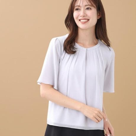 [^ԁF10113910]yfUCz܂܂ꖇŒp邱Ƃ̑ɂfuEXBlbNXƂɂזɂȂȂ悤\Ƀ{^oɁAԃLCɎ܂dlɃfUC܂B͒Ԃ̌ܕɂAWPbgHDȂł₷悤fUC܂BE̍ۂɋ܂̌{^グĒE炢Ƃ̂ƂɁÃuEX͑OŒEłdlł肵܂B{^`E̍ۂɊɂt̃{^ɂĂ܂Byfށz_[ɂVN̂悤Ȍ򊴂ƃ|GXeɂ钅Sn̗ǂW[WfނłBHŖщH}NAȑfނɂȂĂ܂Bv[eBOƌĂ΂d\̕Ғn̗p邱ƂŁA}ȂKxȓĂ܂BƖ̊֌WɂAۂFČꍇ܂B܂Ap\REX}[gtHȂǂ̊ɂA኱iƉ摜̃J[قȂꍇ܂B