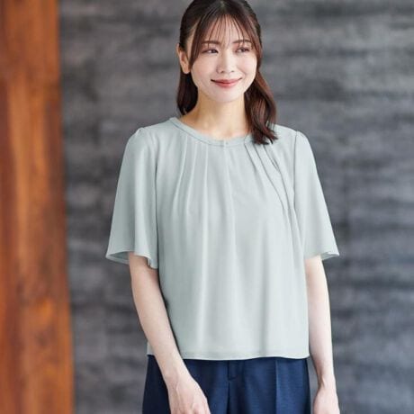 [^ԁF10113910]yfUCz܂܂ꖇŒp邱Ƃ̑ɂfuEXBlbNXƂɂזɂȂȂ悤\Ƀ{^oɁAԃLCɎ܂dlɃfUC܂B͒Ԃ̌ܕɂAWPbgHDȂł₷悤fUC܂BE̍ۂɋ܂̌{^グĒE炢Ƃ̂ƂɁÃuEX͑OŒEłdlł肵܂B{^`E̍ۂɊɂt̃{^ɂĂ܂Byfށz_[ɂVN̂悤Ȍ򊴂ƃ|GXeɂ钅Sn̗ǂW[WfނłBHŖщH}NAȑfނɂȂĂ܂Bv[eBOƌĂ΂d\̕Ғn̗p邱ƂŁA}ȂKxȓĂ܂BƖ̊֌WɂAۂFČꍇ܂B܂Ap\REX}[gtHȂǂ̊ɂA኱iƉ摜̃J[قȂꍇ܂B