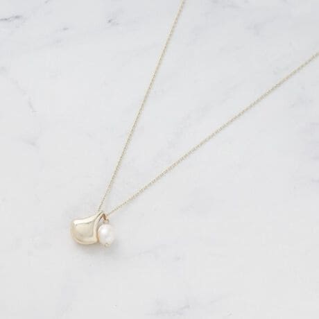 [^ԁF10104030]yfUCzRƂ^p[cƒWp[ŗhAllbNXB킹X^COɂă`F[Z߂ɐݒ肷邱Ƃ\Ȃ̂ŁAoX₷fUCɂȂĂ܂BƖ̊֌WɂAۂFČꍇ܂B܂Ap\REX}[gtHȂǂ̊ɂA኱iƉ摜̃J[قȂꍇ܂B