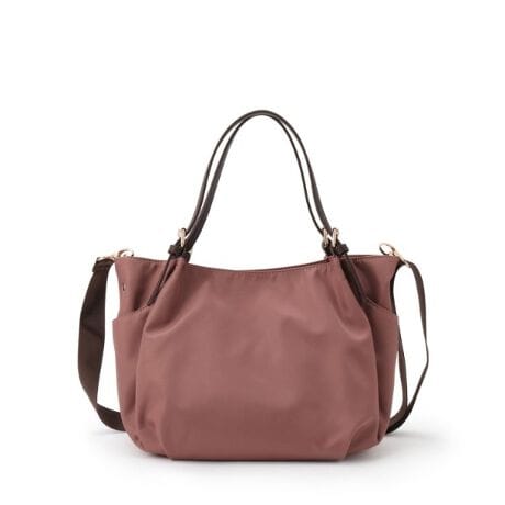 [^ԁF10104912]yfUCzD]3WAYobOIubNEx[W̃x[VbNJ[ɏHf郍[YsNčēołByĎ₷AǂȃV[ɂ}b`钚xǂ傫̃fUCobOBV_[R͒̒łA΂ߊ|⌨|\łBobOCobO̓|[`ƂĂAV_[t2ڂ̃TuobOƂĂgp\łByfށz悢芴̂iCfނłB򊴂AlۂdオłBydlzE|PbgF~6 O~3Ɩ̊֌WɂAۂFČꍇ܂B܂Ap\REX}[gtHȂǂ̊ɂA኱iƉ摜̃J[قȂꍇ܂Bd:540g(TvTCY)