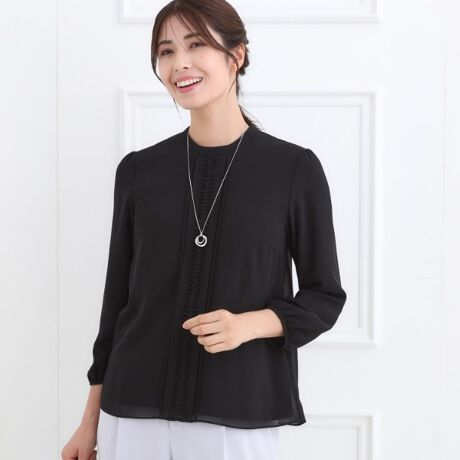 [^ԁF10111002]yfUCzn̓̃ZbgAbvX^Cɂ҂̃Ci[uEXBg̔ɓʂ̓W[Wł肵Ă邽߁AƂĂ\tgȒSn̗ǂłBc̃CX^CbVȈۂŁApc킹ɂ҂ȃuEXɂȂĂ܂Btgɂ̓fUC^bÑe[vݍ݁ATCh̓s^bNŎdグĂ܂B߂̃X^hlbNőlۂ͋CɎdグ܂Byfށz_[ɂVN̂悤Ȍ򊴂ƃ|GXeɂ钅Sn̗ǂW[WfނłBHŖщH}NAȑfނɂȂĂ܂Bv[eBOƌĂ΂d\̕Ғn̗p邱ƂŁA}ȂKxȓĂ܂BƖ̊֌WɂAۂFČꍇ܂B܂Ap\REX}[gtHȂǂ̊ɂA኱iƉ摜̃J[قȂꍇ܂B