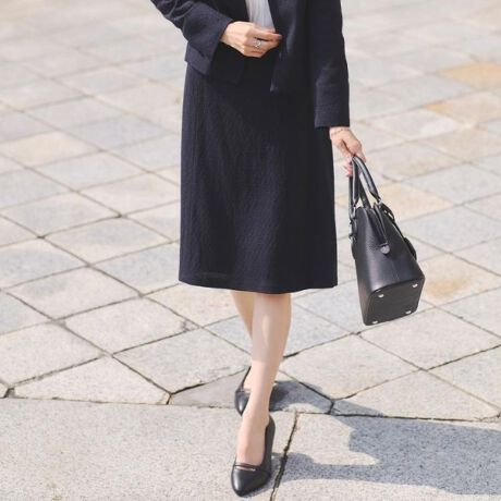 [^ԁF10171001]yfUCzcC[hWPbgƃZbgAbvłA؂₩ƂƊ˔^CgXJ[gBVGbg͏_炩ȃ^CgXJ[gŁAX\tgȈۂɎdグĂ܂Bfނ̃WPbgi101|41001jAXJ[gi101|71001jƃZbgAbvł܂BEGXg̓SŁAt@Xi[܂ByfށzgɂĔydグAXgb`̂钅Sn̗ǂǋt@V[cC[hfނłBɃe[v̎ǔQĐD荞݁A؂₩ȂRpNgŃVvȕ\ɎdグĂ܂BydlzE|PbgȂEet@Xi[En聦Ɩ̊֌WɂAۂFČꍇ܂B܂Ap\REX}[gtHȂǂ̊ɂA኱iƉ摜̃J[قȂꍇ܂B