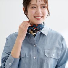 チェーンデザインスクエアスカーフ