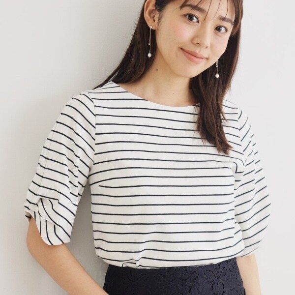 新品 タックスリーブカットトップス 白 タックスリーブカットトップス(Tシャツ/カットソー)｜トップス