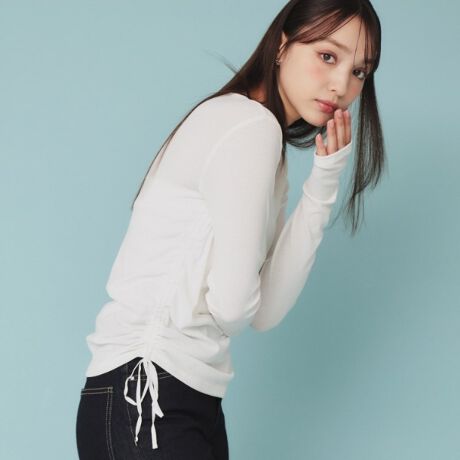 [^ԁFC5812206]yCLASSY5fځzTChhXg̃MU[h[v|Cg̃VA[tCXgbvXyfUCzETCh̃hXgfUC|CgŁAȂ⒅ɕωy߂ꖇBEVvȂA悤ȃC炵Ă܂BEJ[fBKWPbgHDāAC[hX^Cyނ̂߁ByfށzE|GXe93A|E^7gpĂAȂ₩ŐLkBEƂG肪KŁAKɉ߂钅Sn񋟂܂BE}VEHbVuΉȂ̂ŁAŊȒPɂꂵĂAgɂKĂ܂BƖ̊֌WɂAۂFČꍇ܂B܂Ap\REX}[gtHȂǂ̊ɂA኱iƉ摜̃J[قȂꍇ܂B