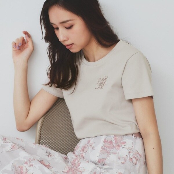追跡便【 】刺繍エンブレム クルーネックTシャツ 新品】EN ROUTE アンルート ロゴ刺繍クルーネックTシャツ
