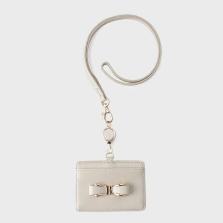 [^ԁFC5994004]{`[t[tpXP[Xƃ^|킹{`[tt̃[tpXP[XyfUCz炵{`[t{ꂽ[tpXP[X́A@\ƃfUC𗼗BX^CbVłȂA炵ĂACełBItBXł̃hbV[ȃX^C͂AJWAȃR[fBl[gɂ}b`BɃJ[hЈ؂[ȂAX}[gɊy߂ACełBydlzEJ[h|PbgF2 Ɩ̊֌WɂAۂFČꍇ܂B܂Ap\REX}[gtHȂǂ̊ɂA኱iƉ摜̃J[قȂꍇ܂B