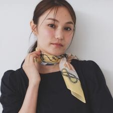 インデックス(index)のシフォンスカーフ