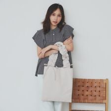 【A4サイズ収納可能】持ち手フリルトートバッグ