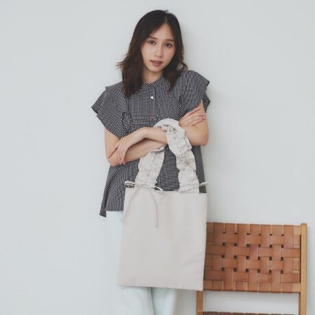 [^ԁFC5914005]肪tɂȂĂ|GXefނ̃g[gobOBhXgłD݂̒ɃTCY\ȕ֗obOyfUCzEA4TCY[\E肪hXgdlŃTCY\Edɕ֗ȃ|PbgtiO2A1jEF̂肰ȂhJiȈہE|GXefނŋCyɎĂACeydlzE|PbgF~1 O~2EA4t@C[Ɩ̊֌WɂAۂFČꍇ܂B܂Ap\REX}[gtHȂǂ̊ɂA኱iƉ摜̃J[قȂꍇ܂Bd:225g