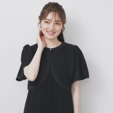ビジュー釦ラメボレロカーディガン【洗濯機洗い可抗ピル】