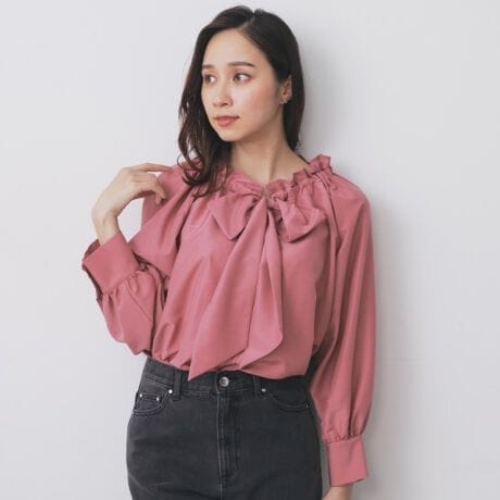 [^ԁFC5884003]傫߂̃{E^CƃtfuEXyfUCzE܂̑傫߂̃t{E^C|Cg̃uEXłBE܂ɂƃ{E^CʂĂāAMU[D݂ɒĂ܂BEIɃ{~߂Ă̂ŁAɒ[ɃMU[΂SẑȂdlɂȂĂ܂BE{[X[u肰ȂĂāAJ[fBKWPbg킹łȂAWWXJs[XȂǂɍ킹ĂĂ؂₩Ɍ܂܂ByfށzE\ʊ̏o^u[H{y₩ȃ|GXefނgpBEʋ΂͂AJWA_EX^COɂ}b`fފłBE}VEHbVuȂ̂ŁAł̂炭łBƖ̊֌WɂAۂFČꍇ܂B܂Ap\REX}[gtHȂǂ̊ɂA኱iƉ摜̃J[قȂꍇ܂B