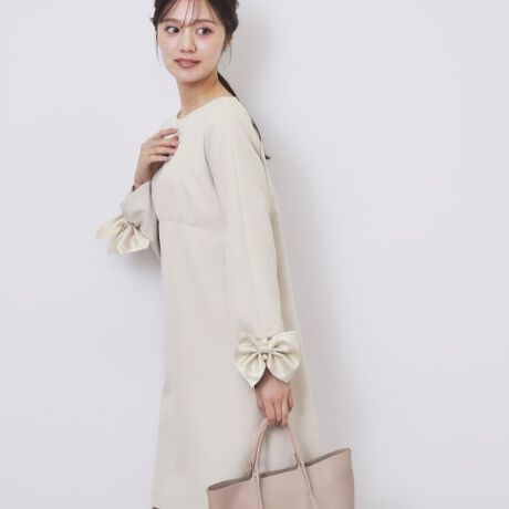 [^ԁFC5854028]_uNXɎO\ȃ{؂₩ȃTbNs[XyfUCzE_uNXfނgp{fBAƂ`ۂȂy₩Ȉۂ^܂BETeŗ̓IɃp[̕tŗ߂ꂽ{{ꂽX[ufUCA؂₩Ə炵Ă܂BE{̃p[tlŴ悤ȎdlŎO\łBOƂ肰ȂV[OfUCȂ̂ŃVvɂȂ܂BEVvȃN[lbNAŜ߂AJWAȕ͋CoBEwʂ̓VvȃfUCŁAǂȃX^Cɂ킹₷ACełByfށzE_uNXfނgpAǂ芴Ō`KȒSnBE{̃p[tlŴ悤ȎdlŎO\Ȃ̂ŁAOĂ̂\łBE@ł̂ꂪł邽߁AgɍœKȃACełBydlzE|PbgF~2Ewt@Xi[Eĝݗn聦O[Wi050j͂ⓧ܂BƖ̊֌WɂAۂFČꍇ܂B܂Ap\REX}[gtHȂǂ̊ɂA኱iƉ摜̃J[قȂꍇ܂B