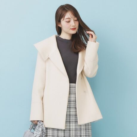 [^ԁFC5894006]傫ߋ܂ƃTbVxgŖArbOJ[~hR[gyfUCzErтƃJV~uhr[o[bTfނAiŒĝ݂dオBE傫߂̋܂؂₩ɈāAGKgȈۂoBETbVxgtŃEGXg}[N\B X^CAbvʂAVGbg̃AWy߂܂BEXg[gC̑ghvXA_ȕ͋CĂ܂BEKB~hŁǍ^Jo[ƃoX̗ǂȂByfށzErтƃJV~uhr[o[bTfނA_炩炩ȔGƕۉ񋟂܂BErIyʂłȂgAԂ̒płKȒSnBEǎȑfފŁAʊ̂dオɁBydlzE|PbgF~2En聦Ɩ̊֌WɂAۂFČꍇ܂B܂Ap\REX}[gtHȂǂ̊ɂA኱iƉ摜̃J[قȂꍇ܂Bd:38(M)1275g