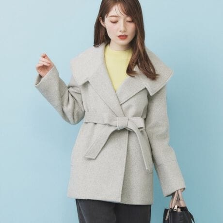 [^ԁFC5894006]傫ߋ܂ƃTbVxgŖArbOJ[~hR[gyfUCzErтƃJV~uhr[o[bTfނAiŒĝ݂dオBE傫߂̋܂؂₩ɈāAGKgȈۂoBETbVxgtŃEGXg}[N\B X^CAbvʂAVGbg̃AWy߂܂BEXg[gC̑ghvXA_ȕ͋CĂ܂BEKB~hŁǍ^Jo[ƃoX̗ǂȂByfށzErтƃJV~uhr[o[bTfނA_炩炩ȔGƕۉ񋟂܂BErIyʂłȂgAԂ̒płKȒSnBEǎȑfފŁAʊ̂dオɁBydlzE|PbgF~2En聦Ɩ̊֌WɂAۂFČꍇ܂B܂Ap\REX}[gtHȂǂ̊ɂA኱iƉ摜̃J[قȂꍇ܂Bd:38(M)1275g