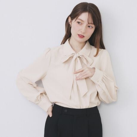 [^ԁFC5884011]2܂̏dȂ肪|Cg̃{E^CuEXyfUCzE2܂̏dȂ肪D낳āAꂽۂ^fUCBE_炩ȃ{E^C炵AlXȃV[Ƀ}b`܂BEɂ͒߂̃JtXؑւ̂ӂƂX[uŁAy₩ȒSnBES̓Iɗ̂HJ[WJŁArWlXV[ɂœKȈꒅBEXȃVGbgŁACɂAEgɂR[fBl[g₷X^CByfށzEG肪ǂAXgXt[ȒSn񋟂ǎȃMocCfނgpBEhVH{AVCɂggɂ҂łBE}VEHbVuΉɁAC[W[ACȂ̂ŁAZɂȒPɃX^COł܂BƖ̊֌WɂAۂFČꍇ܂B܂Ap\REX}[gtHȂǂ̊ɂA኱iƉ摜̃J[قȂꍇ܂B