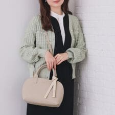 軽量合皮バイカラーミドルボストンバッグ【2WAY】