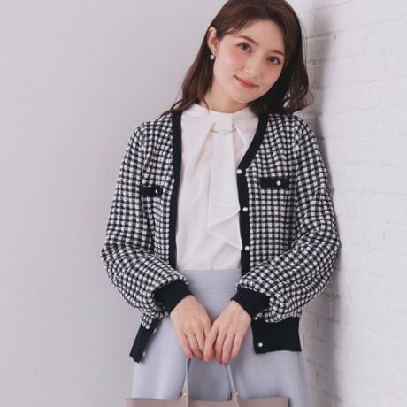 [^ԁFC5835014]`FbN̂ӂWJ[h҂݂VlbNJ[fBKyfUCzEƓȃ`FbNWJ[hD肪AVvȂڂeNX`[BE`FbN̓F̑OĂň߂AƂu₩o܂BEp[̃{^A肰Ȃ؂₩YAiĂĂ܂BE悢tBbgẪCfUC|CgBEJ[fBKƂĂ͂AꖇƂĂLX^CɑΉ\ByfށzE_炩jbgfނgpAy₩ȒSnŉKȓgł܂BEXgb`A₷ƂƂɃtBbgBEeV̂fފAbNXȂX^CbVL[vBE@OKŁA̎yZɂ͊@\BƖ̊֌WɂAۂFČꍇ܂B܂Ap\REX}[gtHȂǂ̊ɂA኱iƉ摜̃J[قȂꍇ܂B