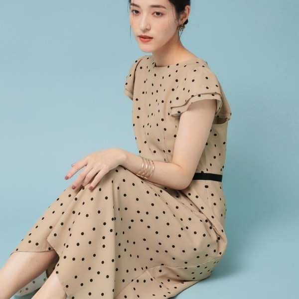 袖ラッフル／S～L】ドットワンピース | スーナウーナ(SunaUna