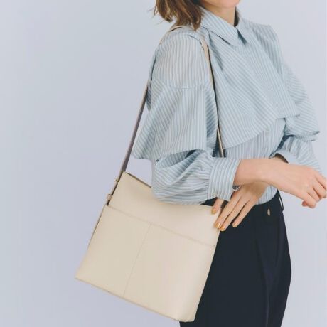 [^ԁF76902047]andGIRLčyɕȂ! ȂOL in SummerzɌfڂꂽiłandGIRLtyױюwLISTzɌfڂꂽiłByfUCzgh̃VvV_[obOłBKvȉוLCɎ[ł~hTCYBV_[̃p[cPƃV_[ÔŒ̒߂łfUCłBtgɃ|PbgtłByJ[z3FWJB004FAC{[A011FCgO[2F͖{̂ƃnh̃J[zFłBydlzE|PbgFO~2 ~1Ɩ̊֌WɂAۂFČꍇ܂B܂Ap\REX}[gtHȂǂ̊ɂA኱iƉ摜̃J[قȂꍇ܂By25SSzd:475g(TvTCY)