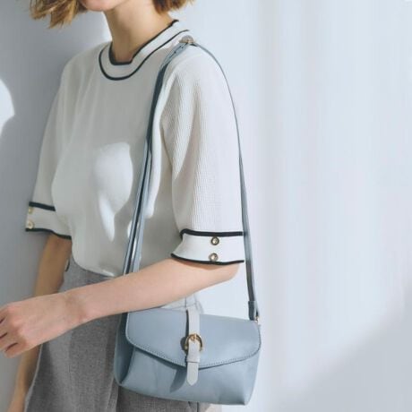 [^ԁF76942010]yfUCztbvɋtxgfUCVvȂ|CgɂȂ~jV_[B͕ʎ[[Ȏd؂肪Ă܂BoC|VFbgƂăRpNgɉו[łAƂoɕ֗łBۂ݂̂tHtF~jBJ[ɂxgzFłBydlzE|PbgF~1Ɩ̊֌WɂAۂFČꍇ܂B܂Ap\REX}[gtHȂǂ̊ɂA኱iƉ摜̃J[قȂꍇ܂By25SSzd:255g(TvTCY)