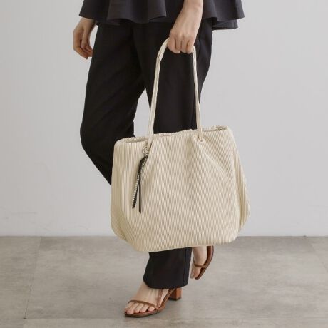 [^ԁF76902046]yfUCzlCfނׂ̍v[cH̍vgpՂeʃg[gobOłBnh̍N~̃ngp[c|CgB|₷̎ɌĂĂ̂ŁAɐH݂ɂ₷̂ŉוĂSłBtŎO\ȃ`[tĂ܂B`[AWył܂BydlzE|PbgF~3Ɩ̊֌WɂAۂFČꍇ܂B܂Ap\REX}[gtHȂǂ̊ɂA኱iƉ摜̃J[قȂꍇ܂Bd:380g(TvTCY)