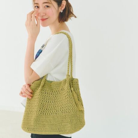 [^ԁF76902506]yfUCz[fނŕ҂ݏグ|g[gobOłB悢[͂̂傫ŔAtĂɎ₷fނłB򊴂̂ŃJWA߂ȂlJWAȃg[gB^bZ`[t̃`[ANZgB}`Aoɕ֗ȃTCYBVvR[f̃|CgɃIXXBydlzE|PbgF~2EA4TCY[Ɩ̊֌WɂAۂFČꍇ܂B܂Ap\REX}[gtHȂǂ̊ɂA኱iƉ摜̃J[قȂꍇ܂Bd:350g(TvTCY)