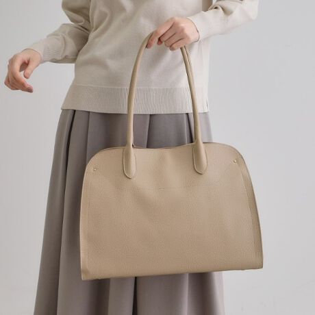 [^ԁF76902035]yfUCzA4TCY^ubg̎[ł{Xg̃g[gobOBgh̃{Xg^̂fUCŌ|₷nh̒ɂȂĂ܂B̓}`̂ŗeʂA|Pbg[łdgɃIXXBe[vxgt̎[PC^ubĝɕ֗ȃTCYłBVvŏi_炩vŎg₷łBydlzE|PbgF~5EA4TCY[Ɩ̊֌WɂAۂFČꍇ܂B܂Ap\REX}[gtHȂǂ̊ɂA኱iƉ摜̃J[قȂꍇ܂By25SSzd:630g(TvTCY)